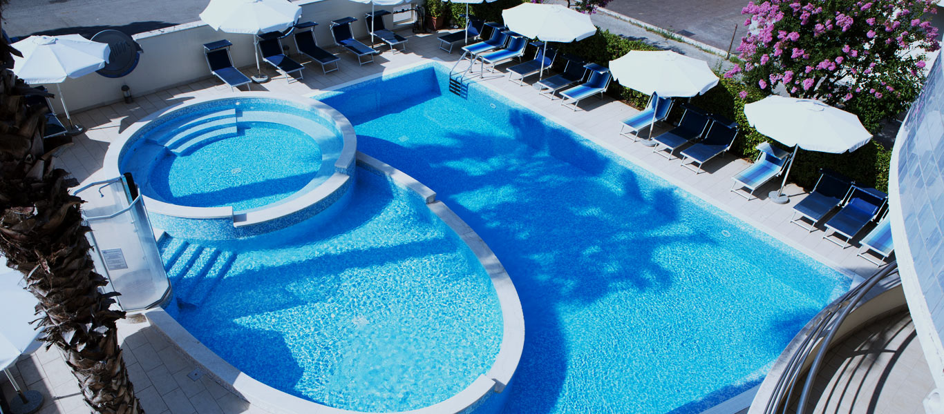 residence sul mare abruzzo con piscina